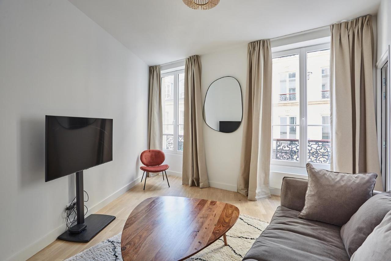 Apartment Center Of Paris By Studio Prestige Екстер'єр фото